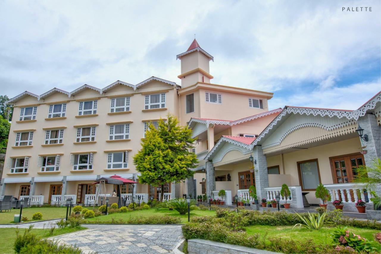 Pine Tree Spa Resort, Kalimpong Buitenkant foto