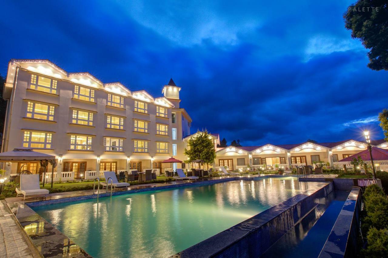 Pine Tree Spa Resort, Kalimpong Buitenkant foto