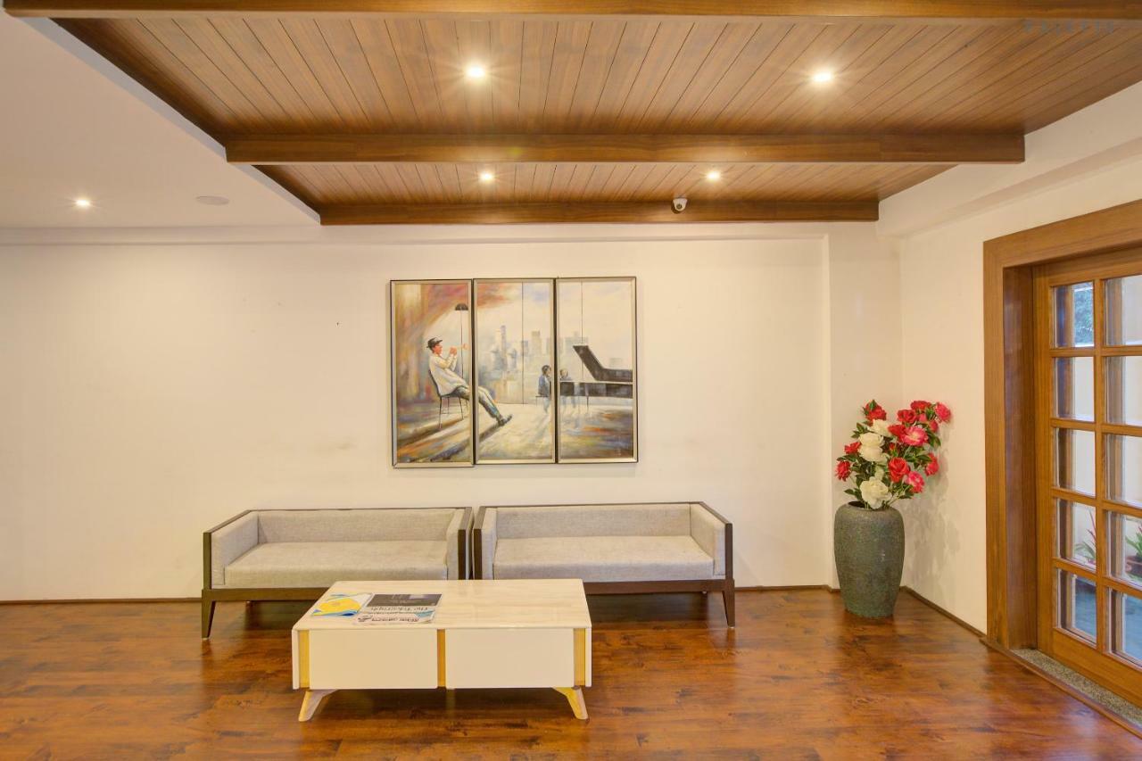 Pine Tree Spa Resort, Kalimpong Buitenkant foto
