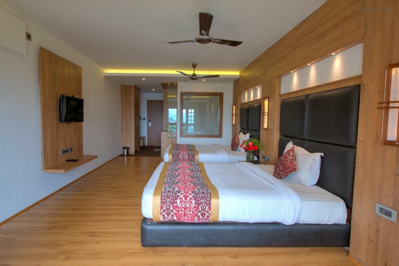 Pine Tree Spa Resort, Kalimpong Buitenkant foto