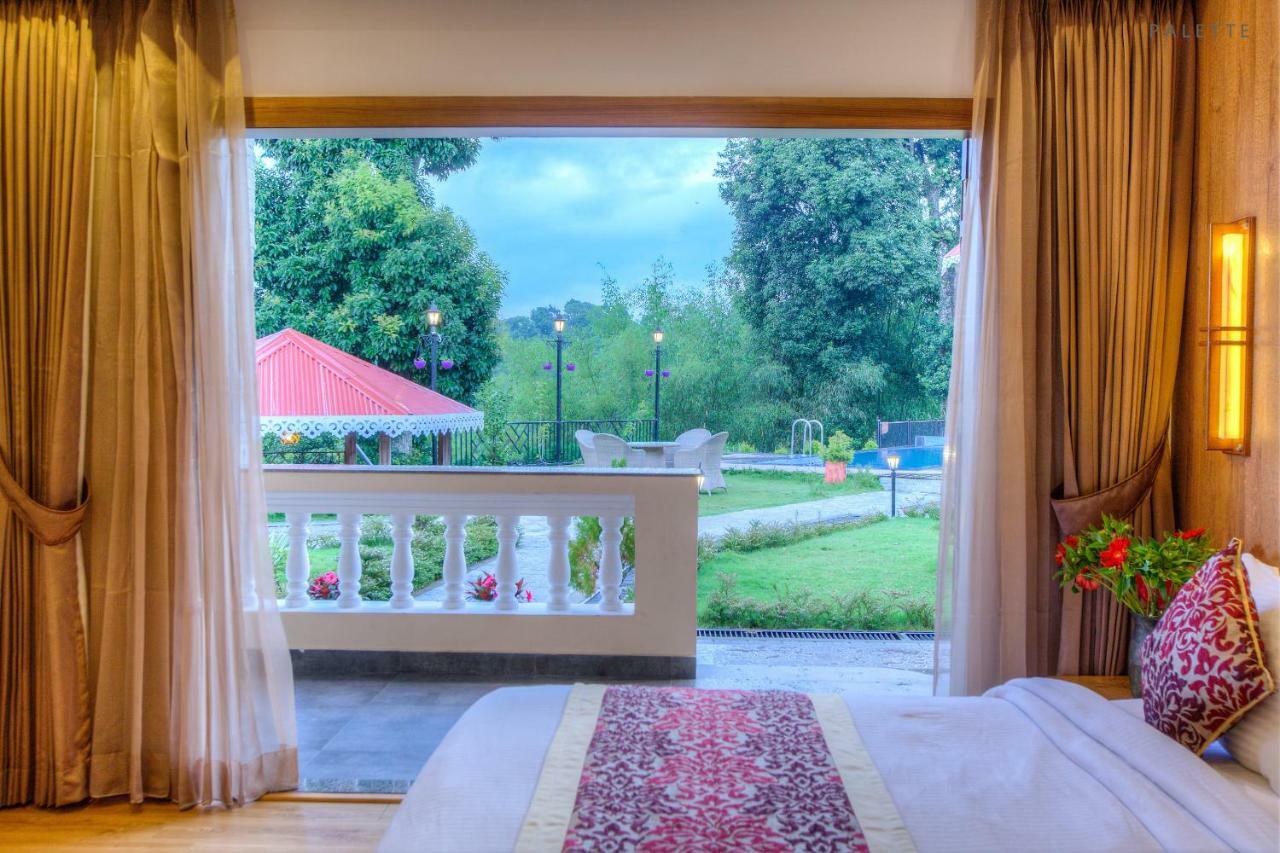 Pine Tree Spa Resort, Kalimpong Buitenkant foto